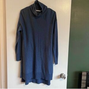 Soft surroundings STYLE# 29798 blue turtleneck long metro tunic sweater size XS